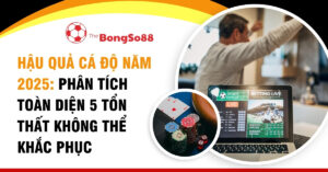 Người đàn ông xem cá độ thể thao trên laptop với dòng chữ "Hậu quả cá độ năm 2025: Phân tích toàn diện 5 tổn thất không thể khắc phục".